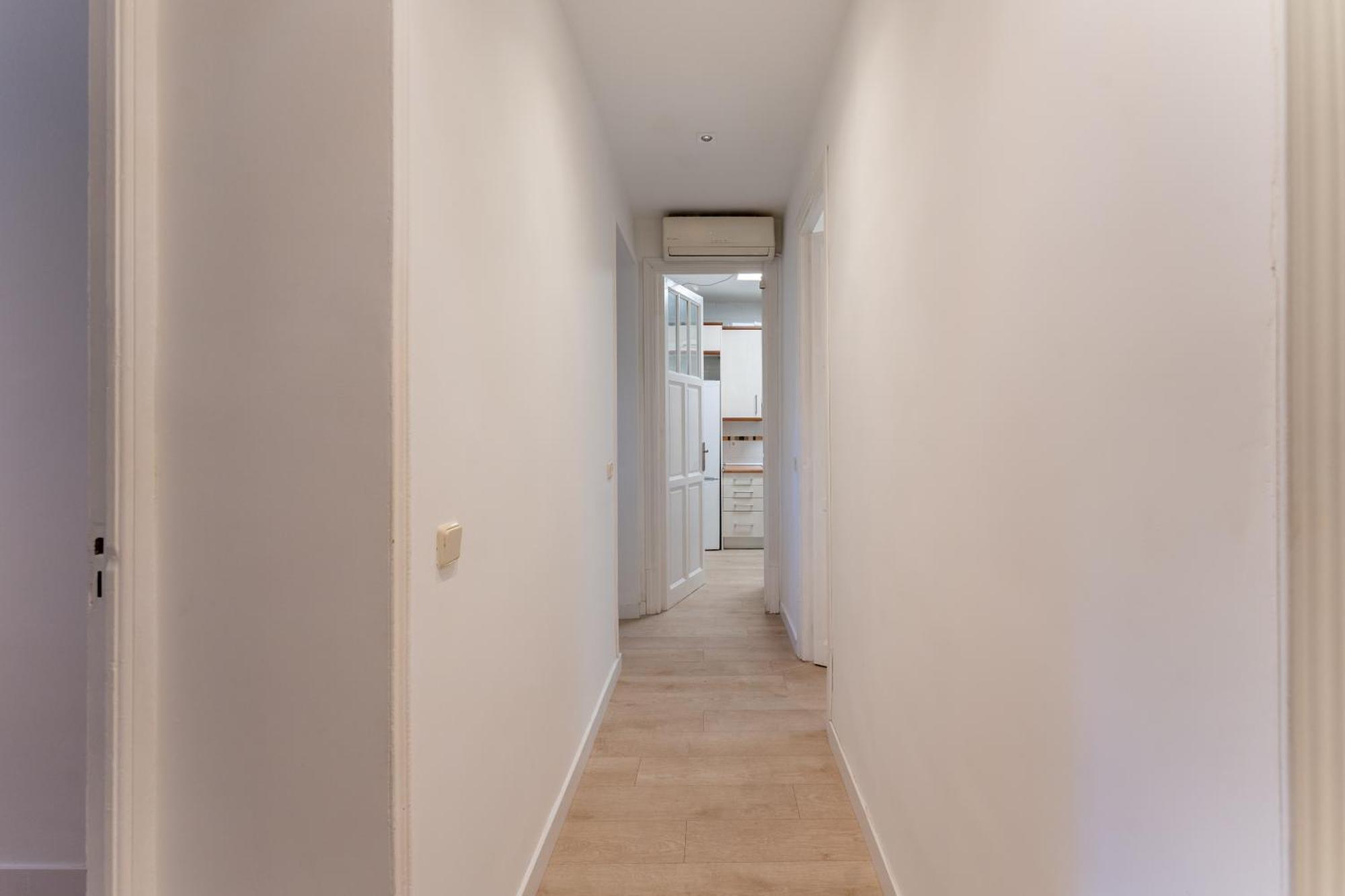 Luxe Apartment In Chamberi Chic Madrid Bagian luar foto