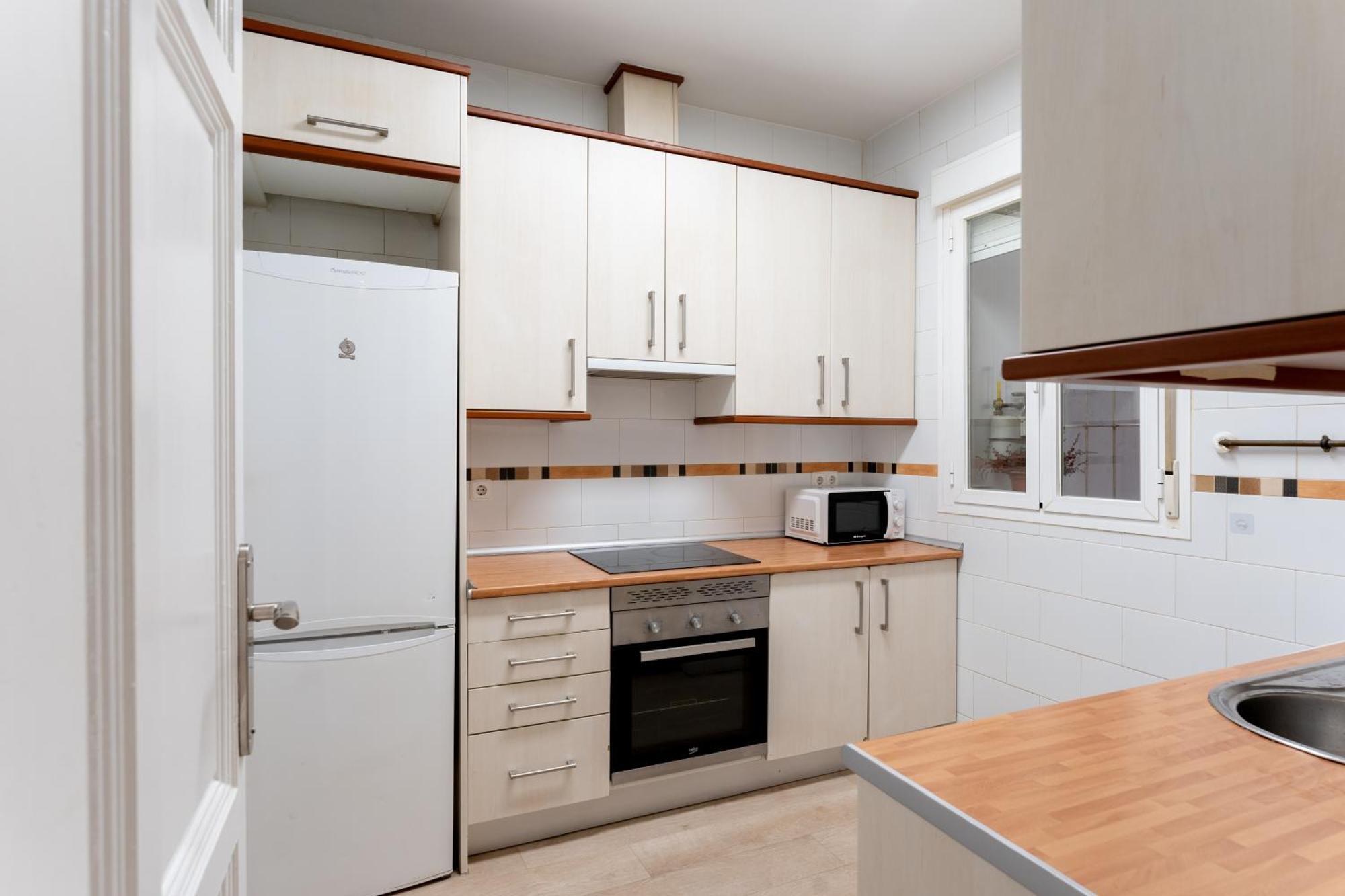 Luxe Apartment In Chamberi Chic Madrid Bagian luar foto