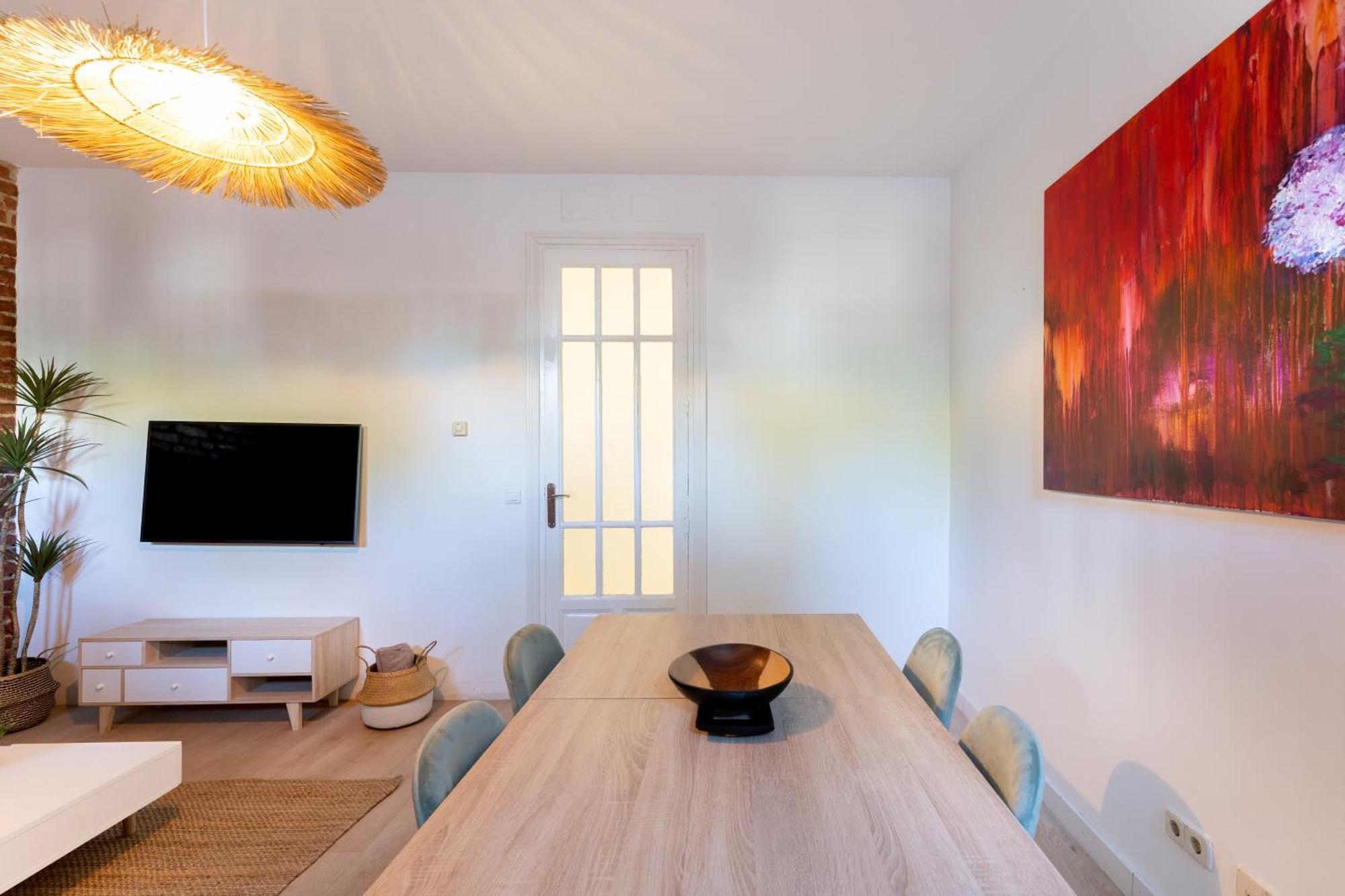Luxe Apartment In Chamberi Chic Madrid Bagian luar foto