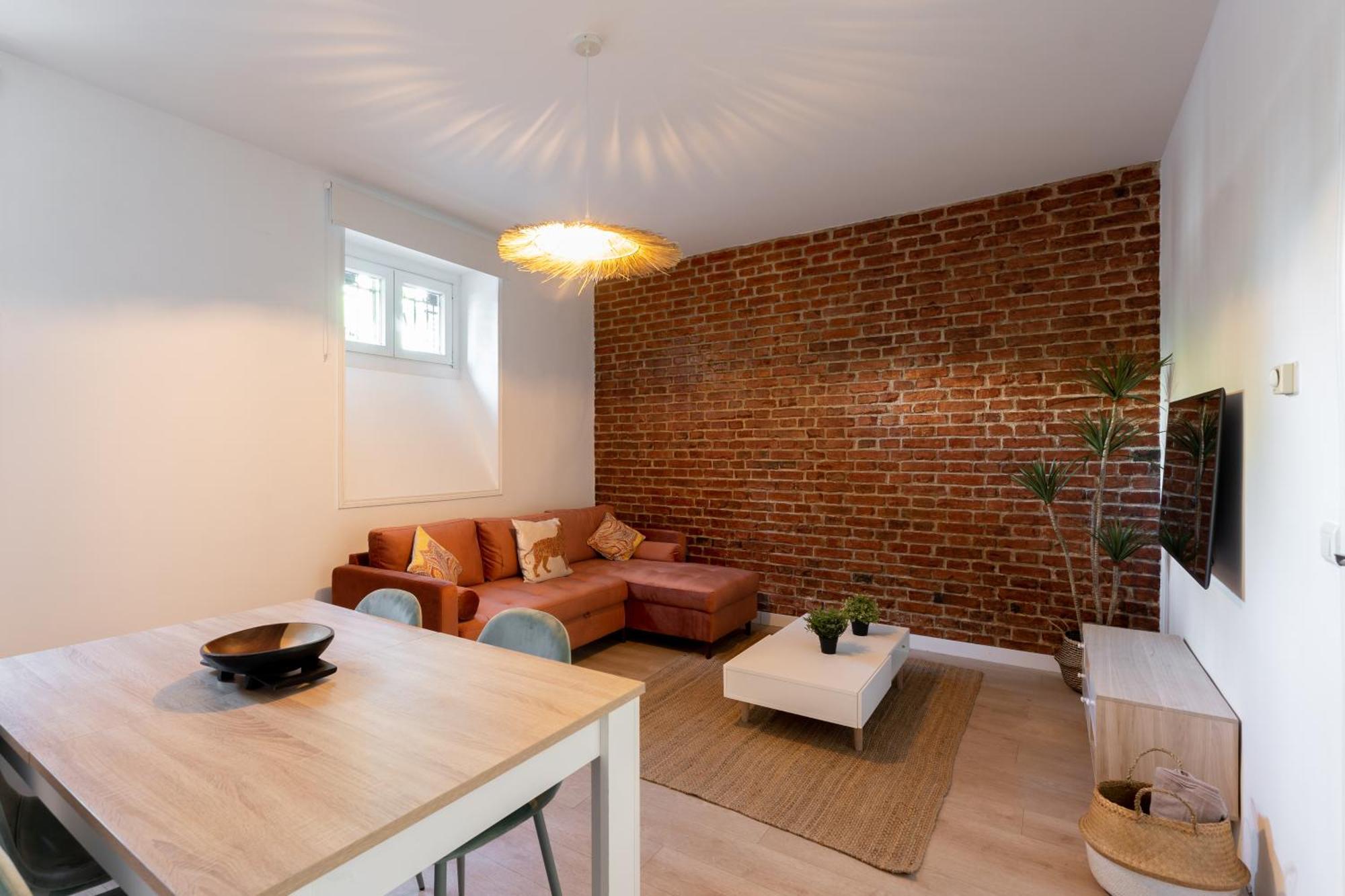 Luxe Apartment In Chamberi Chic Madrid Bagian luar foto